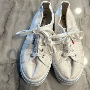 Superga Platform Sneakers Size 35 (size 5). EXCELLENT CONDITION!!